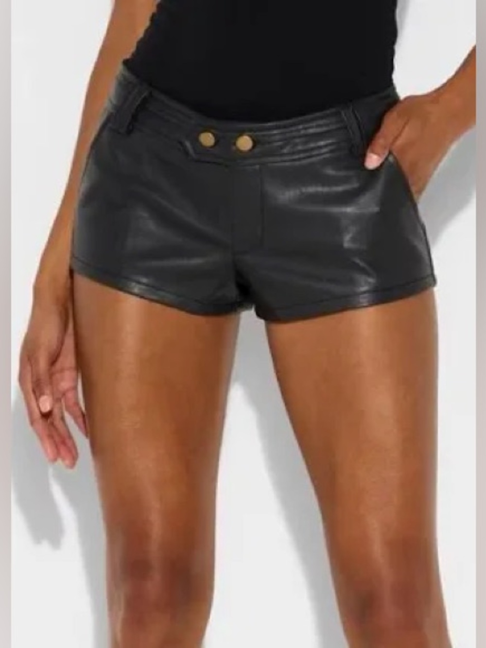 Wild Fable Women’s Black Low Rise Faux Leather Shorts Size 14
